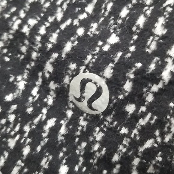 Lululemon Runderful Long Sleeve - Picture 4 of 6